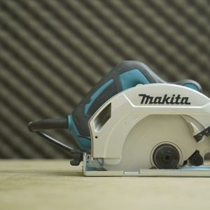 Máy cưa đĩa 185mm Makita HS7010